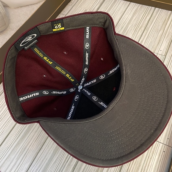 Maroon Red Baseball Cap Size 7 1/2 - Picture 4 of 6